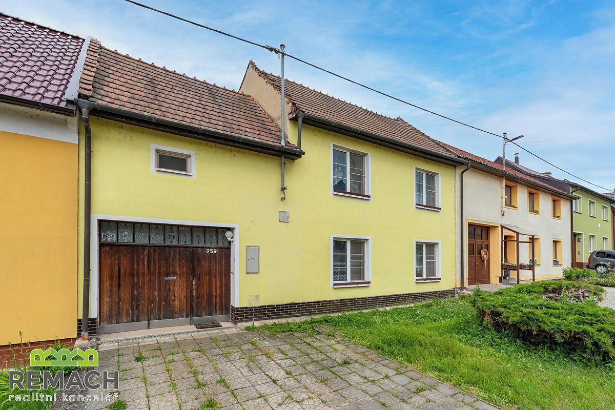Prodej rodinného domu 259 m², pozemek 1288 m²